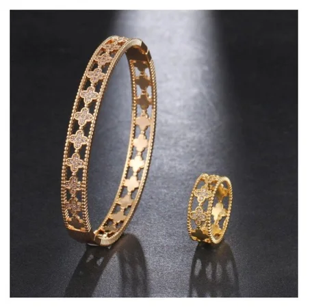 Luxueux bracelet et bague en trèfle à quatre feuilles