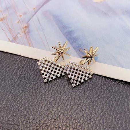 Boucle d'oreille Simple, Boucle d'oreille 2021