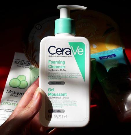 CERAVE(للبشرة الجافة)