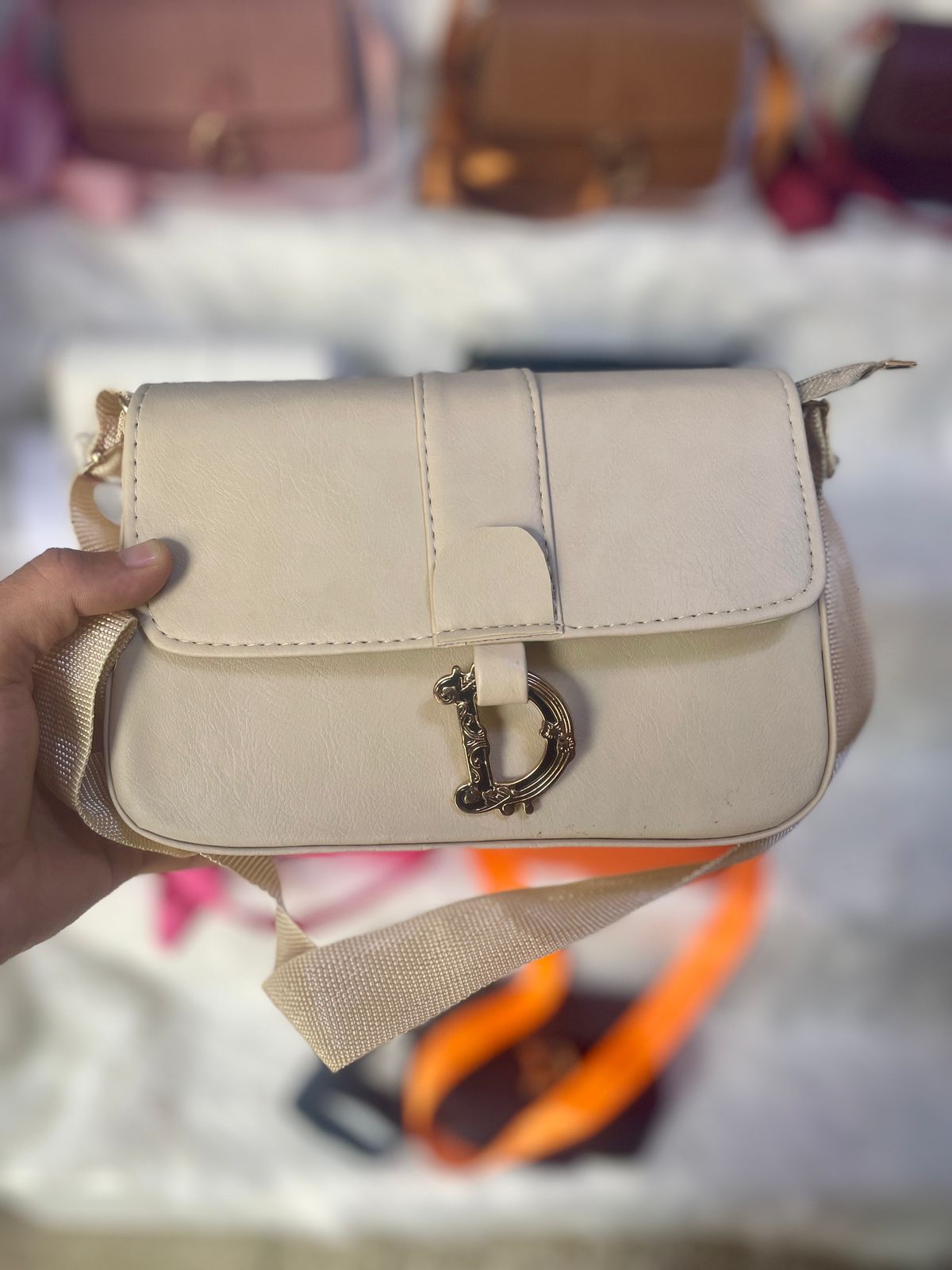 stores/fe0789e881240c61d06ff53e965190cf/products/Chfcwa2h0a2tDM97t0fmHjenqat1q6t4wj1Au5iV.jpeg