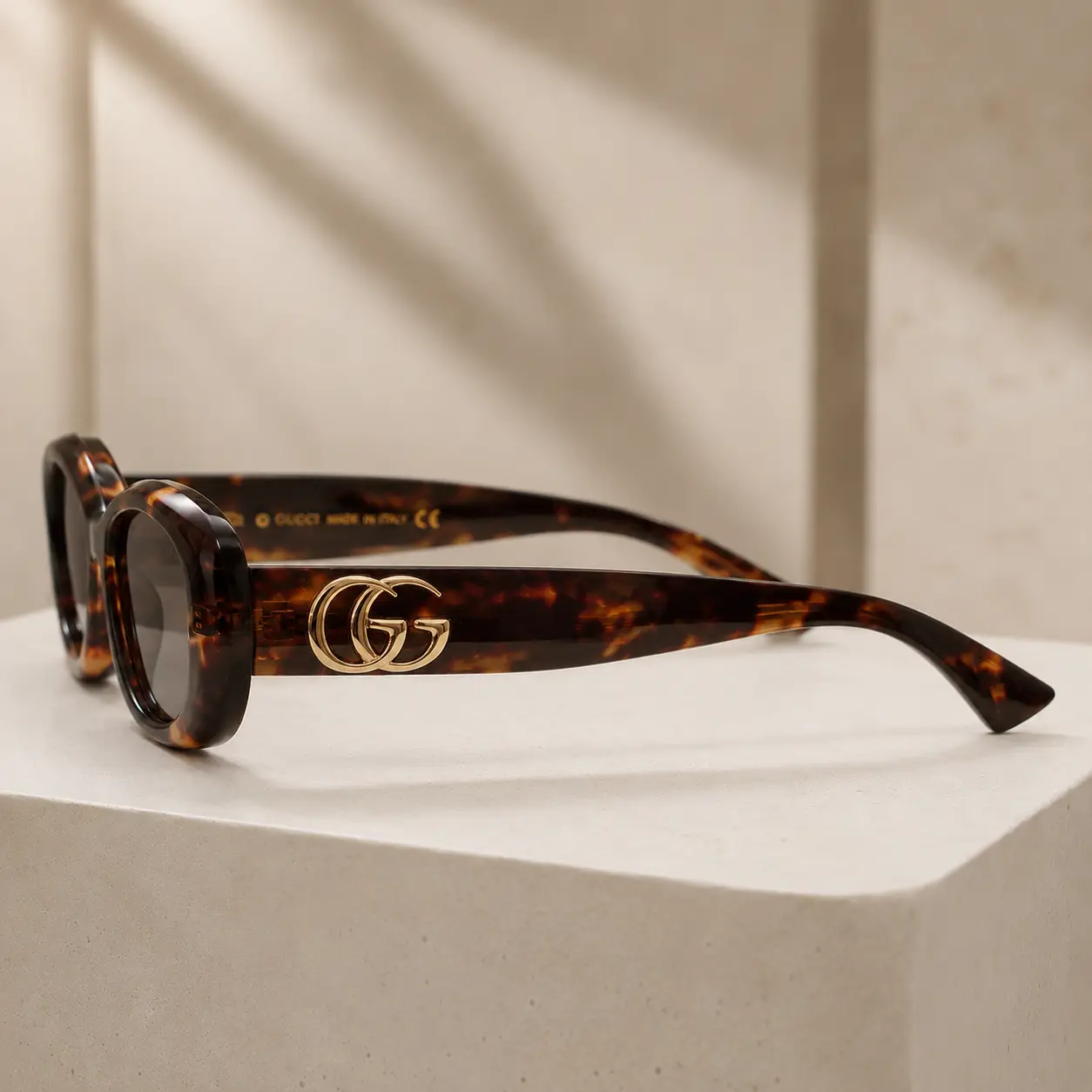 GUCCI Tortoise