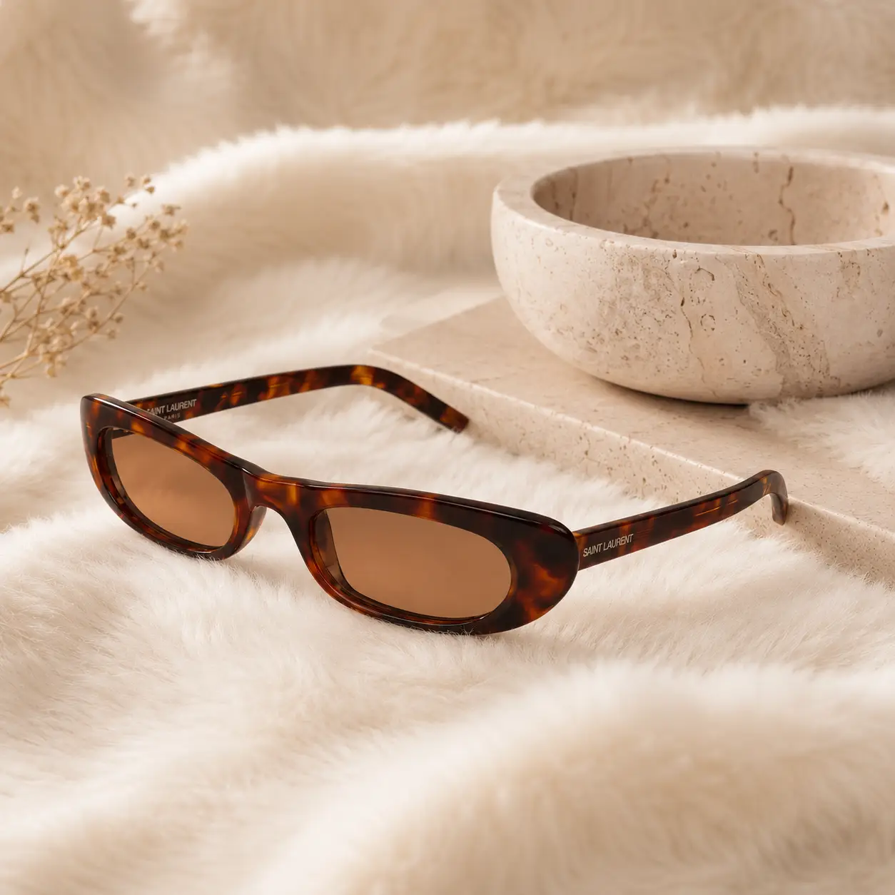 Ysl cat eye SL 557