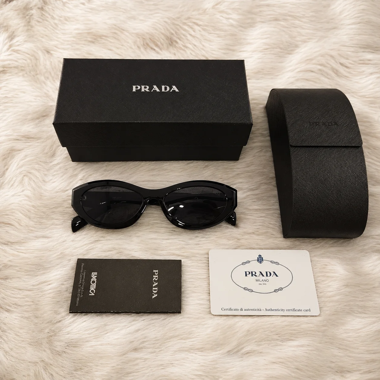 prada Emblème