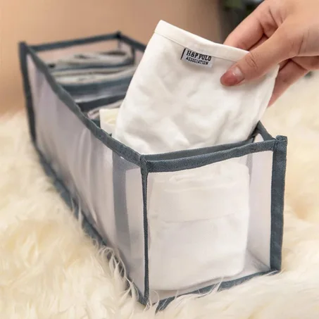 منظم الملابس