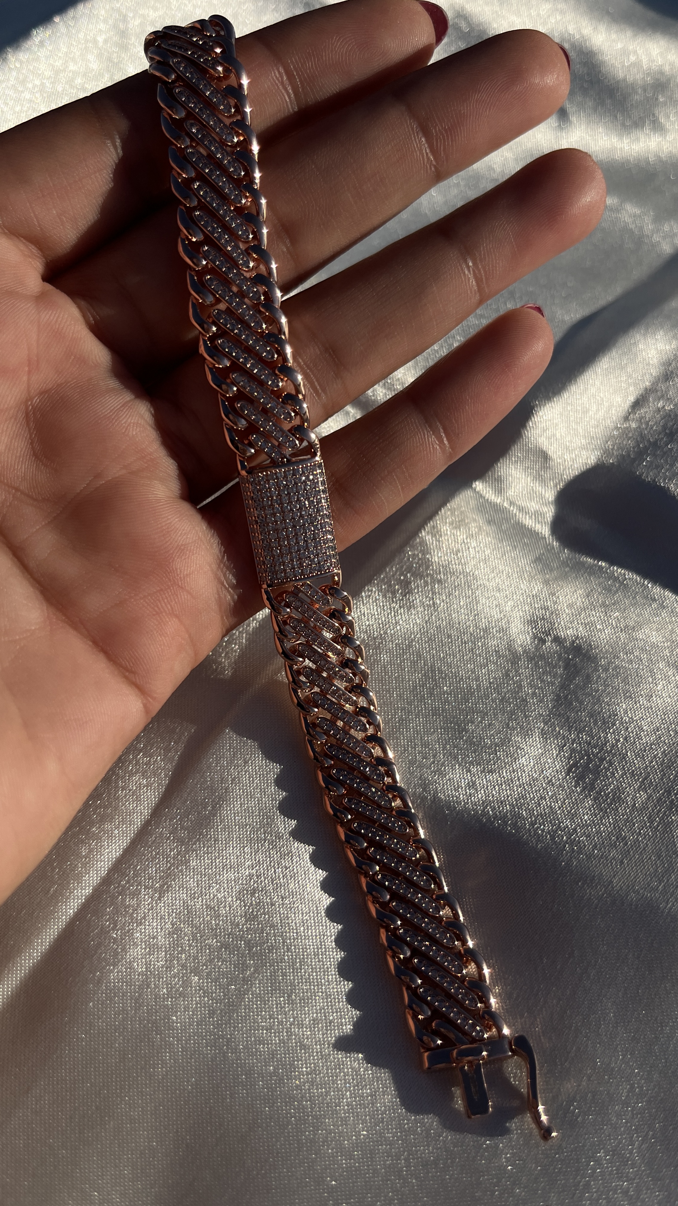 Bracelet Gourmette Doré Rose en Acier Inoxydable – Style Chic & Brillant