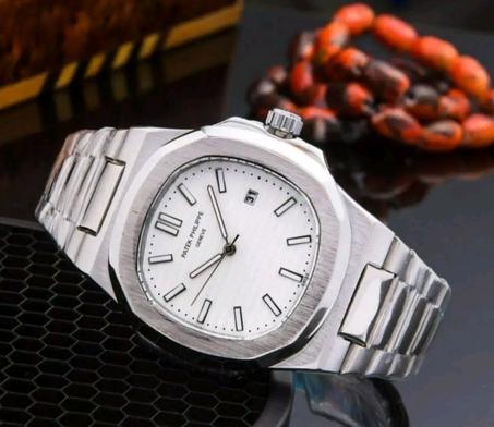 Montre de luxe PATEK PHILIPPE