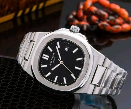 Montre de luxe PATEK PHILIPPE