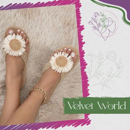 Mules kaki en lin à fleurs décoratives