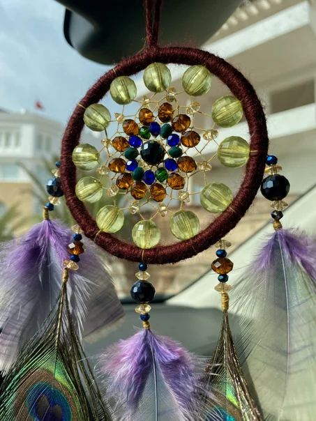 Attrape-rêves avec plumes de Paon