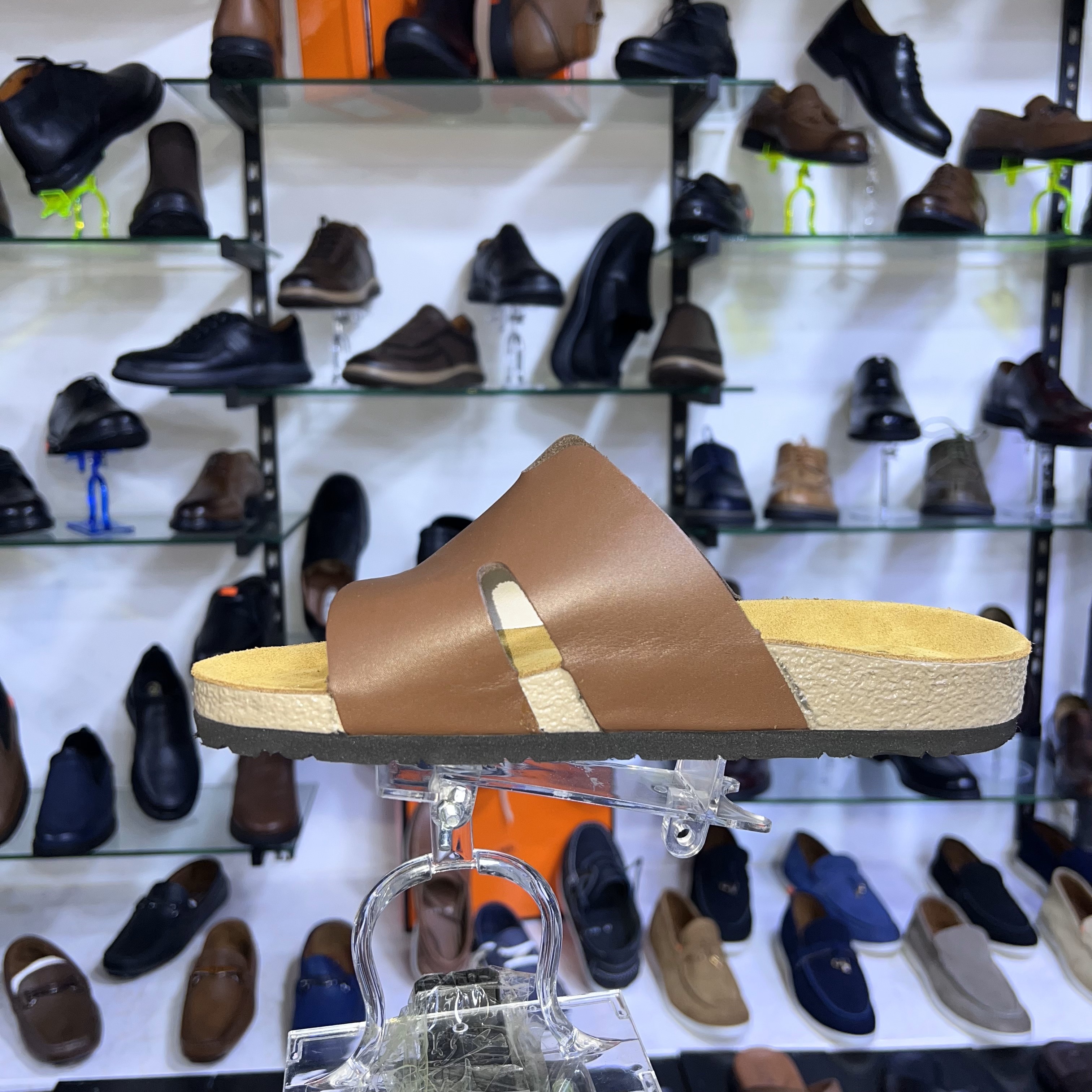 Sandale Atlas – L’alliance du cuir et de l’élégance intemporelle neuveau collection