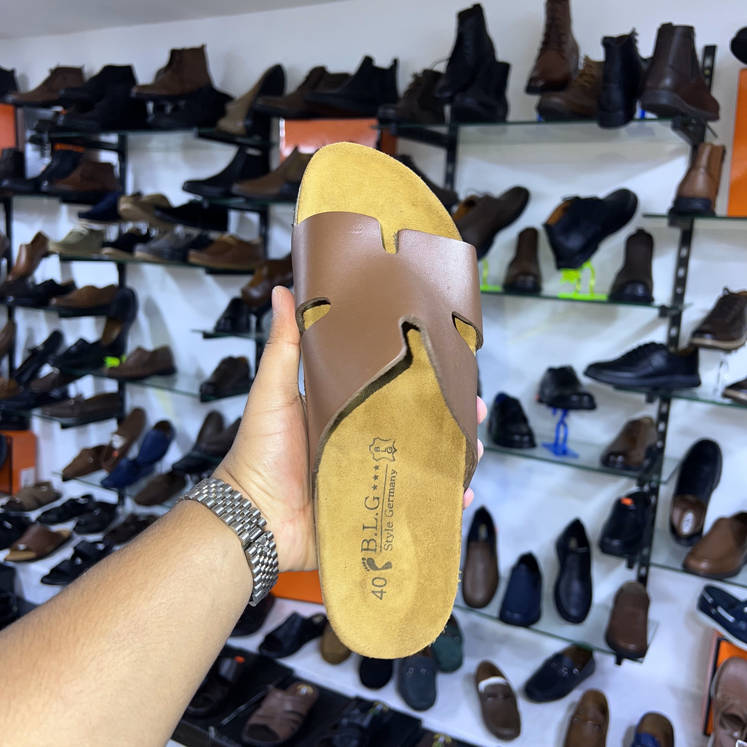 Sandale Atlas – L’alliance du cuir et de l’élégance intemporelle neuveau collection