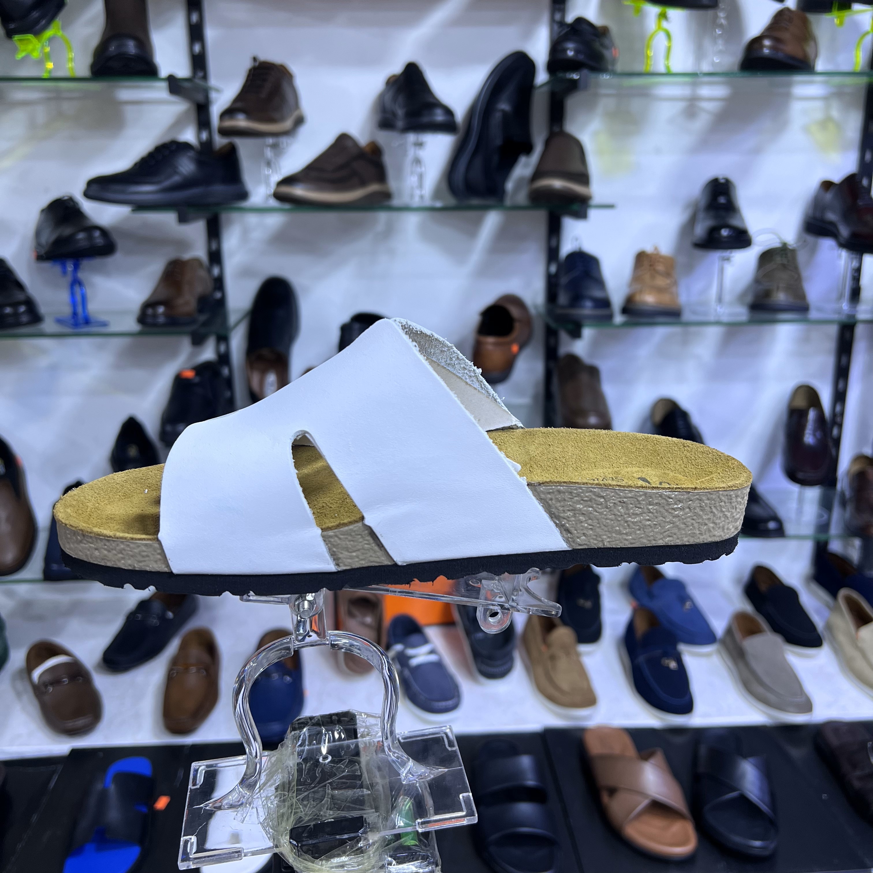 Sandale Atlas – L’alliance du cuir et de l’élégance intemporelle neuveau collection