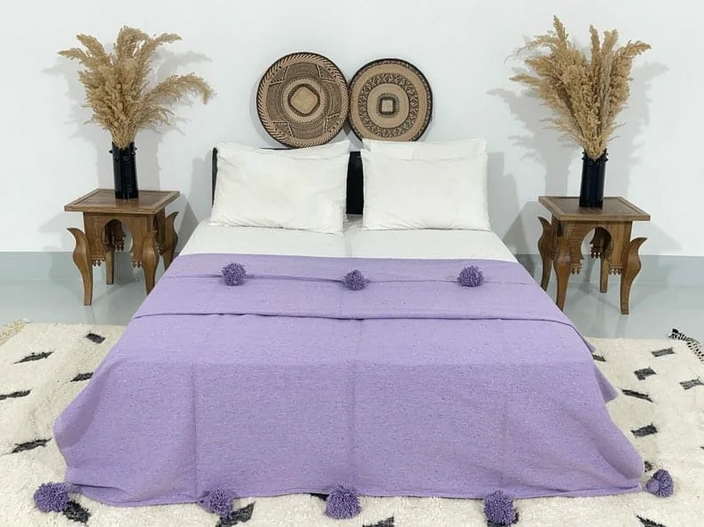Parure de lit artisanale « Jardin de Majorelle » – Lilas Envoûtant & Coton Traditionnel