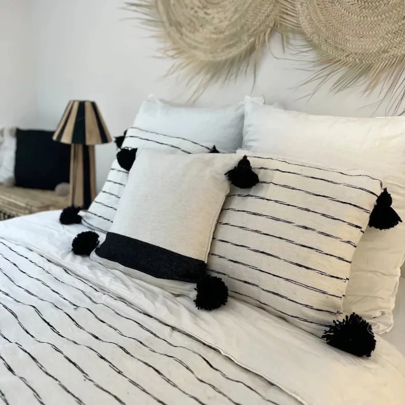 Parure de lit artisanale « Nuit Atlas » – Noir & Blanc