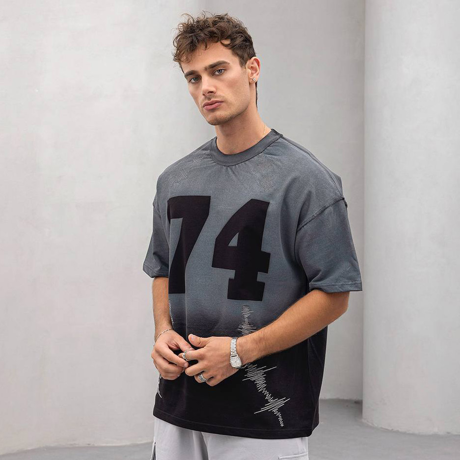 74 Dark Tee - Oversized T-shirt