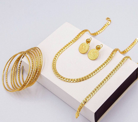 رادكو بالسرتلة و الحلقات