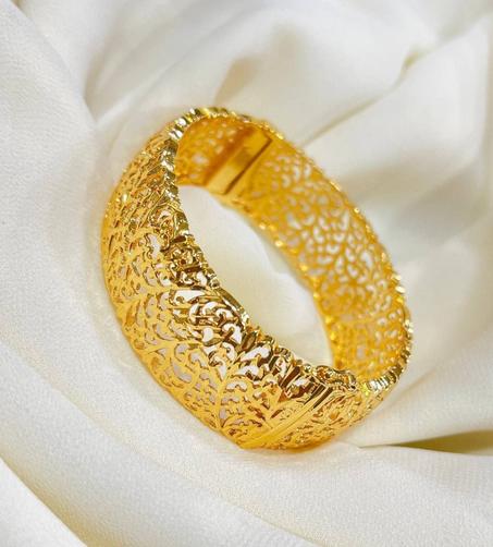 نبالة هماوية بالخاتم