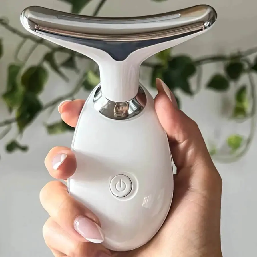 سرّ شباب نجمات دبي بين يديكِ: جهاز لشد الرقبة والوجه الفوري