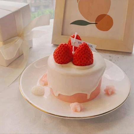 Strawberry Cake Candle
