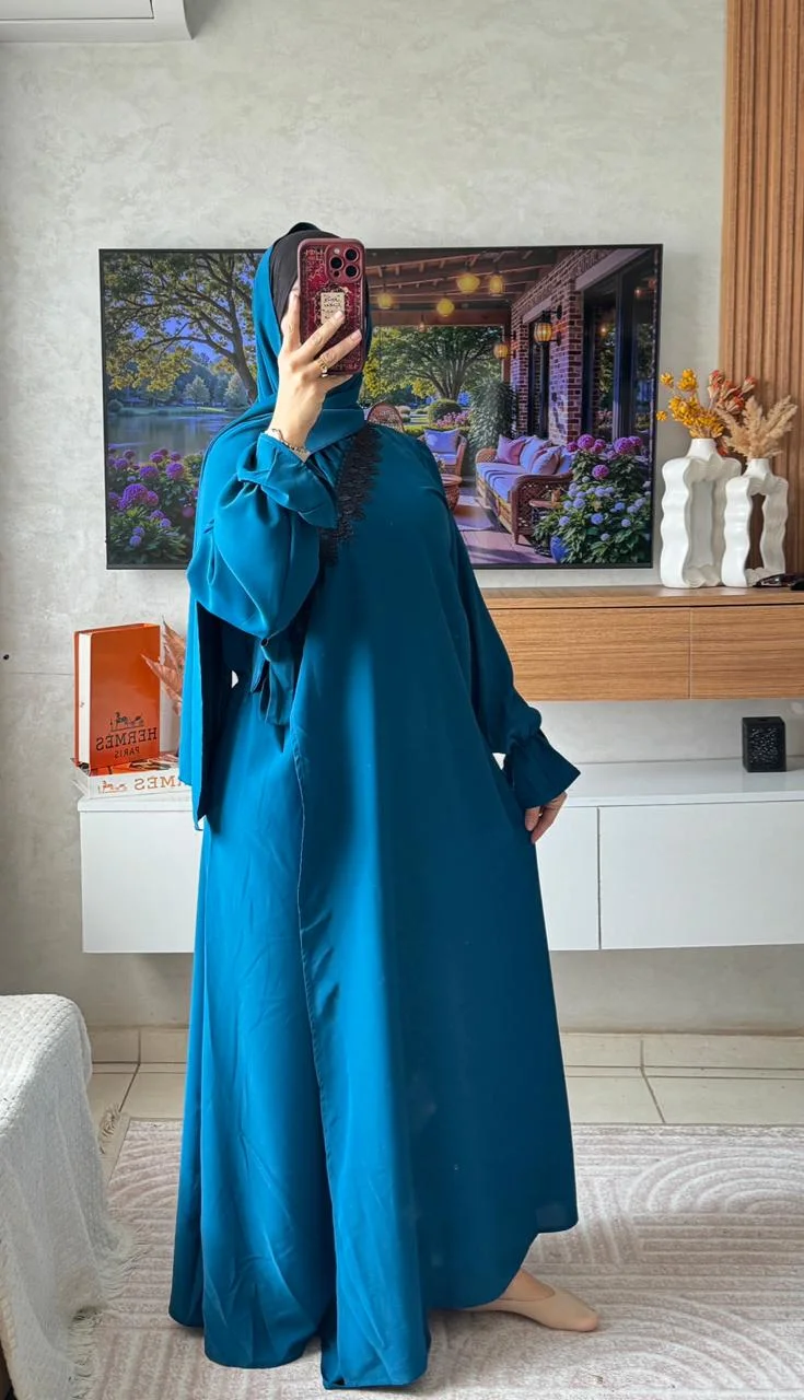 ✨ عباية راقية بتفاصيل فاخرة 270 درهم✨