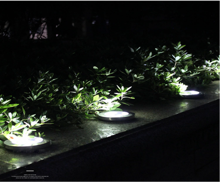 Spot lumineux solaire LED lot de quatre