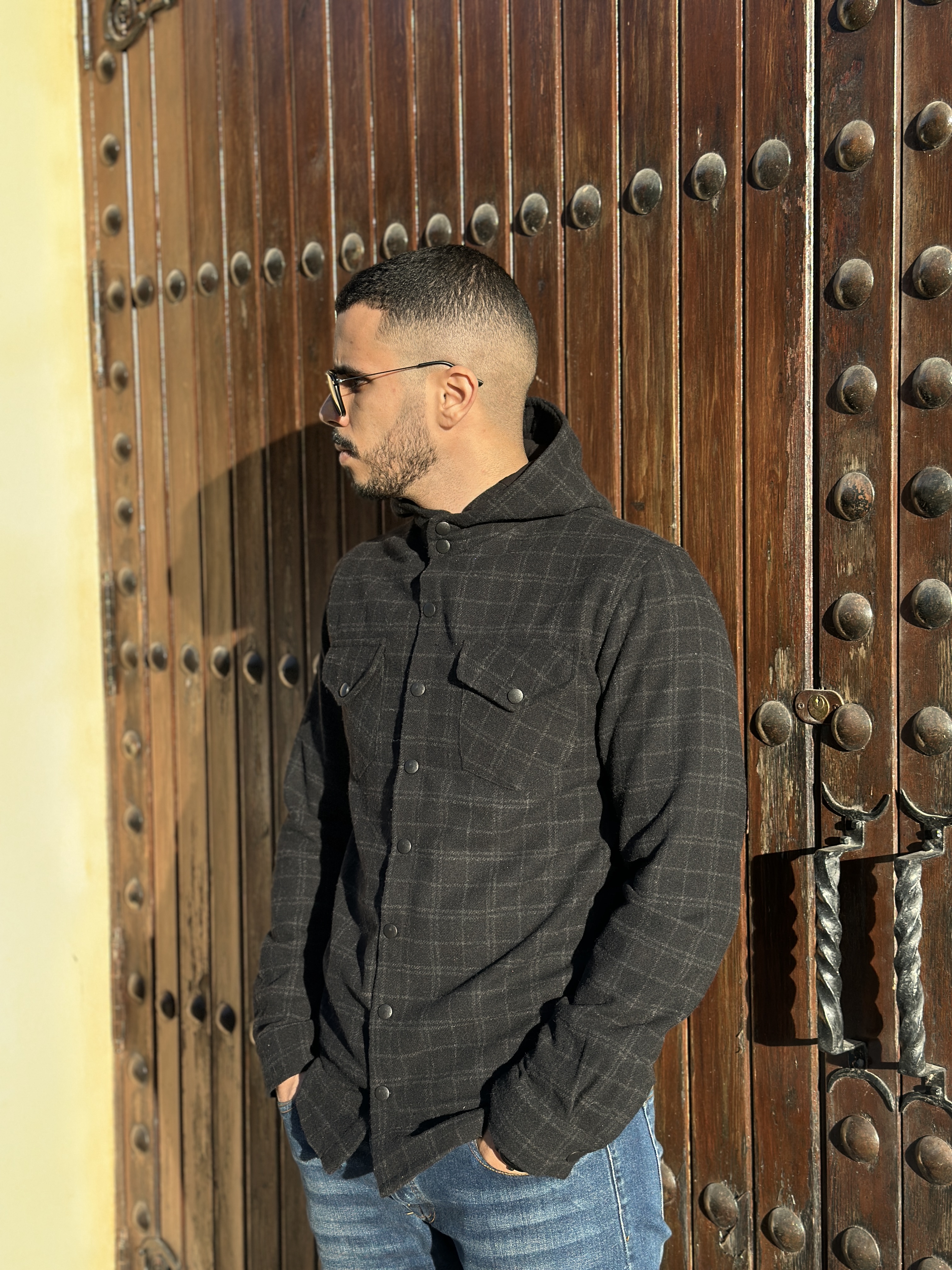 سترة كاروهات كلاسيكية