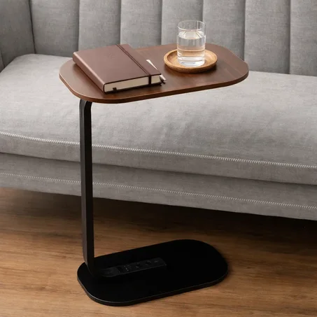 طاولة جانبية ذكية