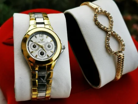 ساعة انيقة + كرميط