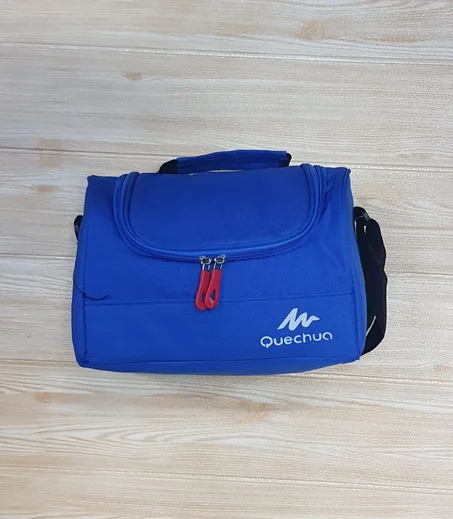 حقيبة صغيرة