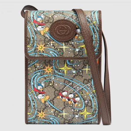 حقيبة صغيرة من ديزني وغوتشي