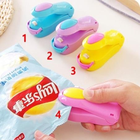 آلة ختم صغيرة محمولة