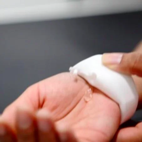 BRACELET  DESINFECTANT  DISTRIBUTEUR MANUEL SPIDYBAND ™ 【ACHETEZ-EN 1 GRATUIT 1】