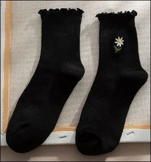 gathered socks, floral pattern, kawaiiWomen's