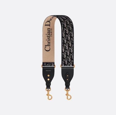 SHOULDER STRAP