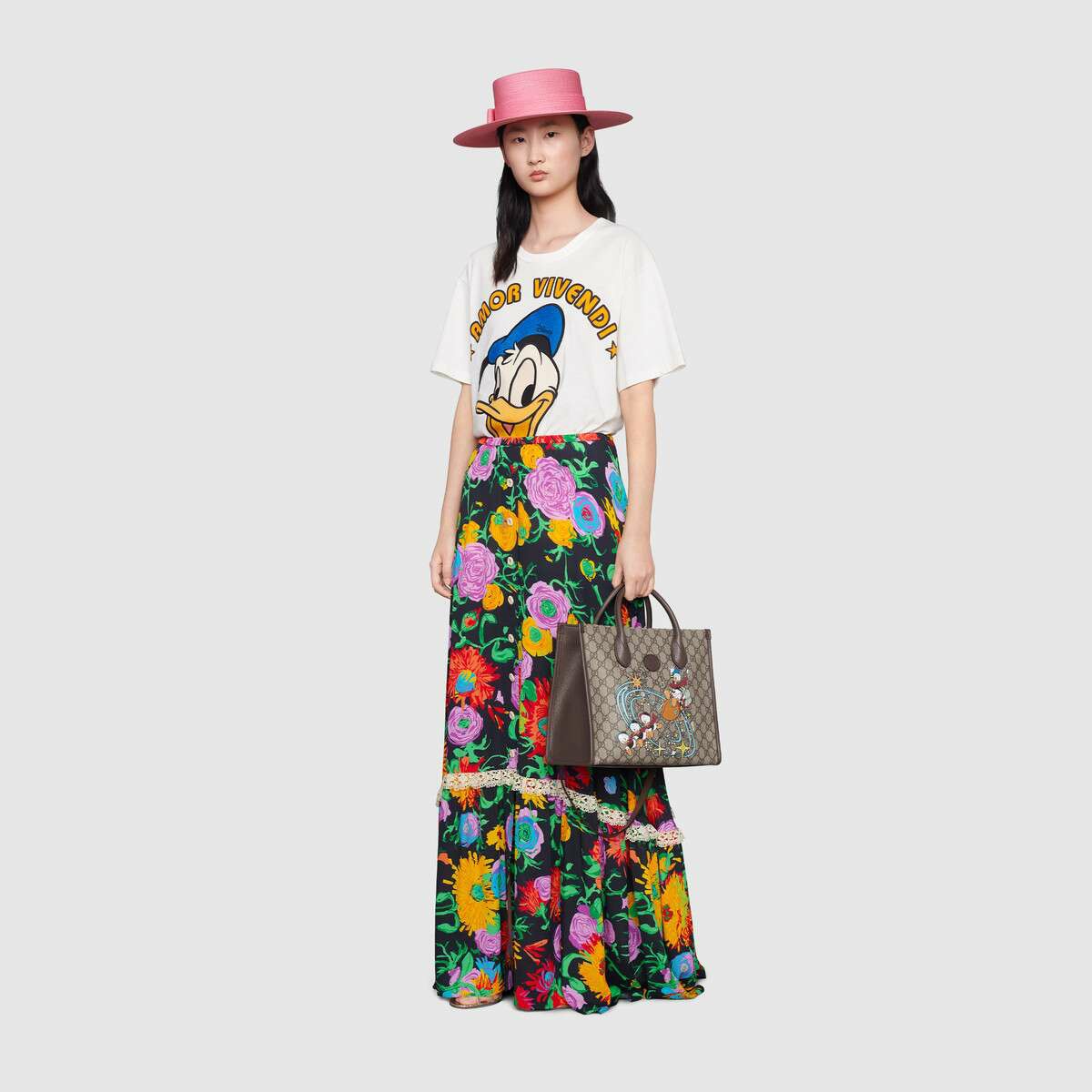 stores/kazkan/products/Wfj7ycfRCPVa6sUFRblTzq6f1KUCrq31tjANeWB4.jpeg