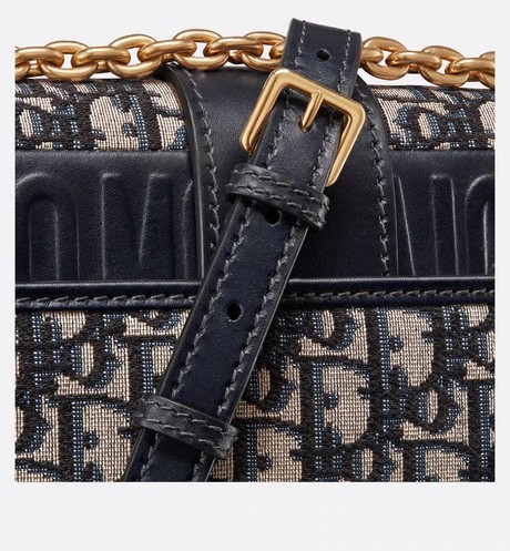 stores/kazkan/products/hRxYoNOAb4F7wYMo9VzaZvFhVj1003AHG0sBdK70.jpeg