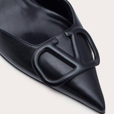 VLOGO SIGNATURE CALFSKIN SLINGBACK PUMP 80 MM / 3.15 IN.