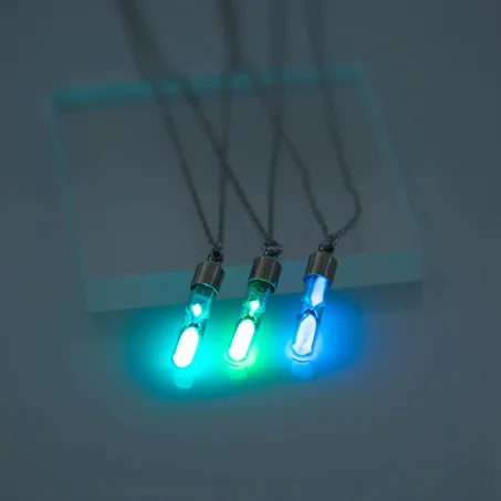 2020 fashion hourglass Luminous  Pendant  Necklace Glowing in the Dark  Hollow Luminous Pendant Necklace Jewelry Halloween Gifts