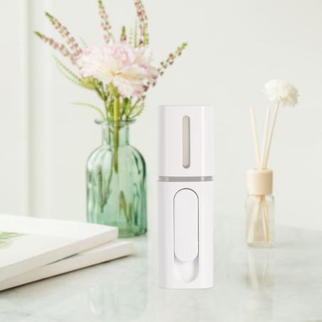 معطر جو كهربائي يعطي رائحة زكية طوال الوقت