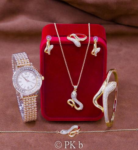 Packs Bijoux de 5 Pièces Et Montre collections 2020 M1