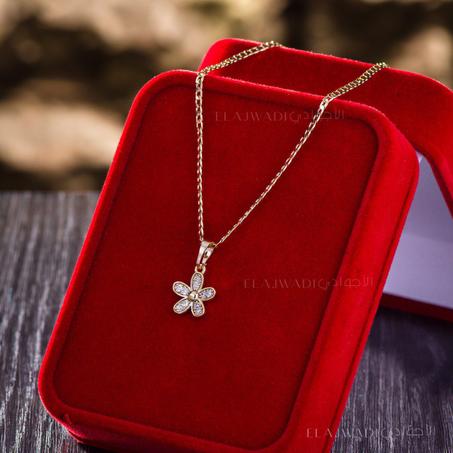Collier Pendentif Plaqué Or Motif Petite Fleur