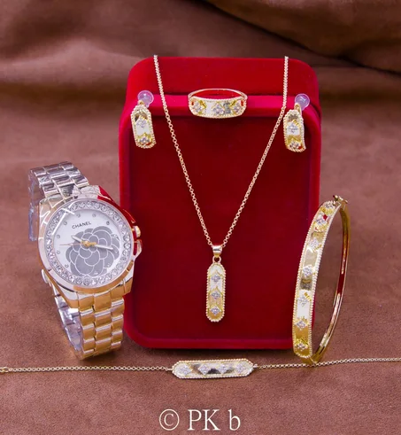 Packs Bijoux de 5 Pièces Et Montre collections 2020 M5