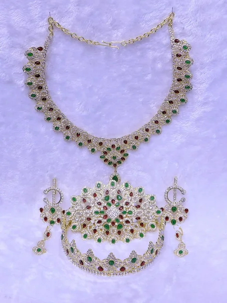 تخليلة تاج+حلاقة+كولي+بروش مضمة+خلالة| Takhlila marocaine couronne+Boucle d'oreille +Collier+ Broche de ceinture et Khlala M7