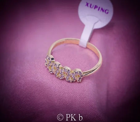 Bague simple et généreuse Pour Dame