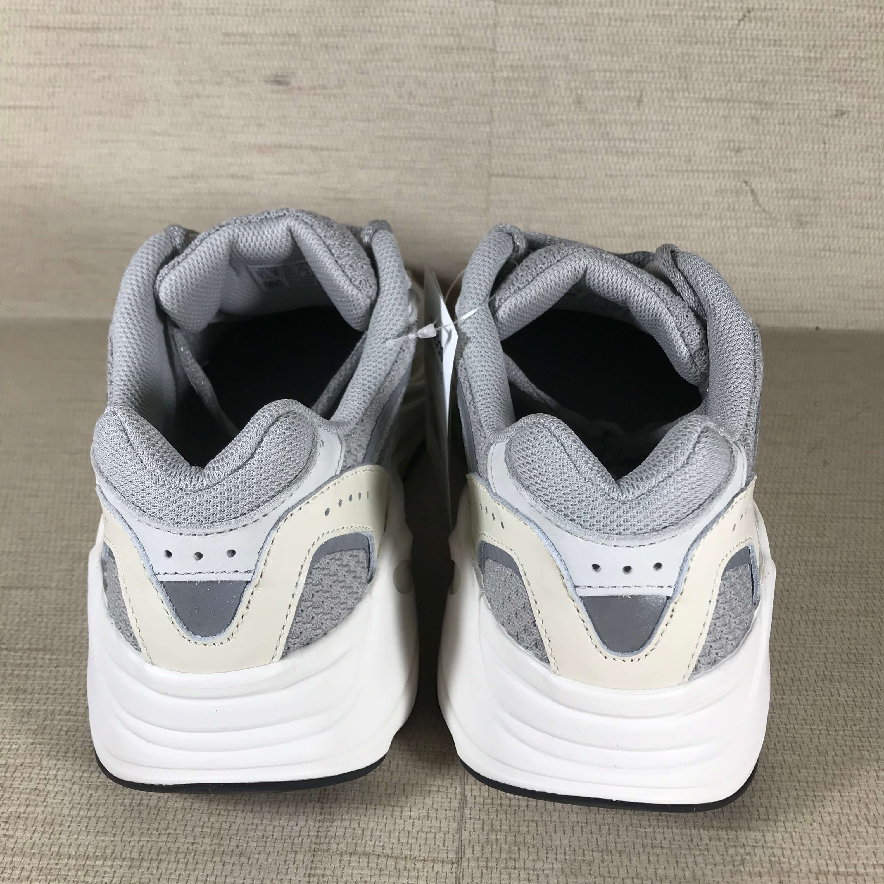 adidas Yeezy 700 V2 static EF2829