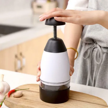 * NOUVEAU * SLAPCHOP