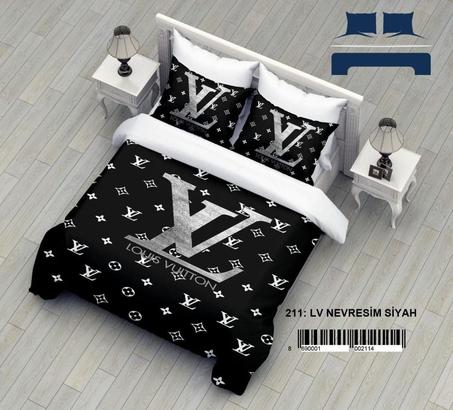 Couvre lit Louis Vuitton