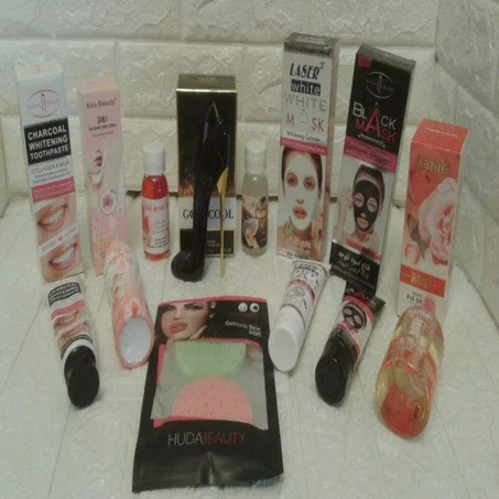 Ensemble de 8 cosmétiques de beauté