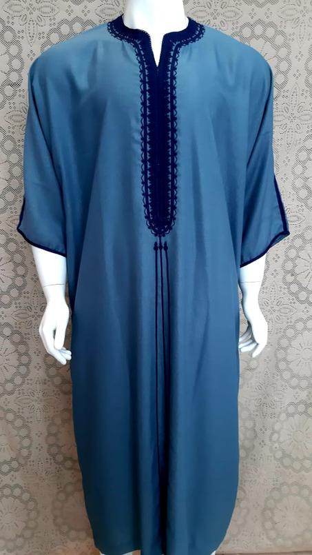 قندورة مغربية باليد