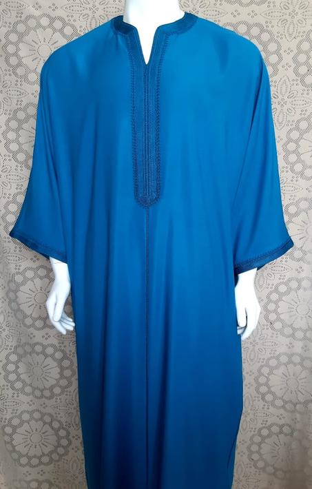 قندورة مغربية باليد